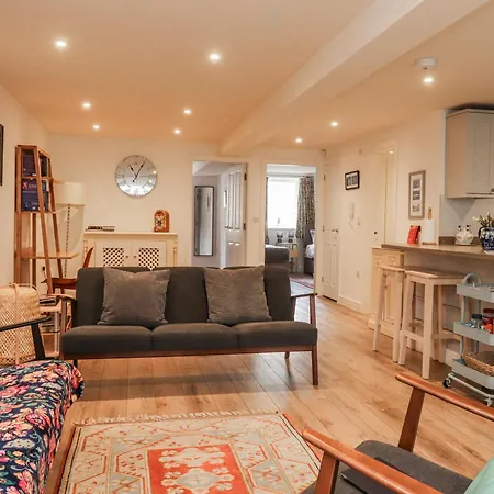Number 7 Canalside Appartement *