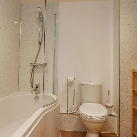 Apartament Number 7 Canalside *